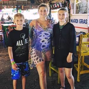 Meet your Posher, Sara